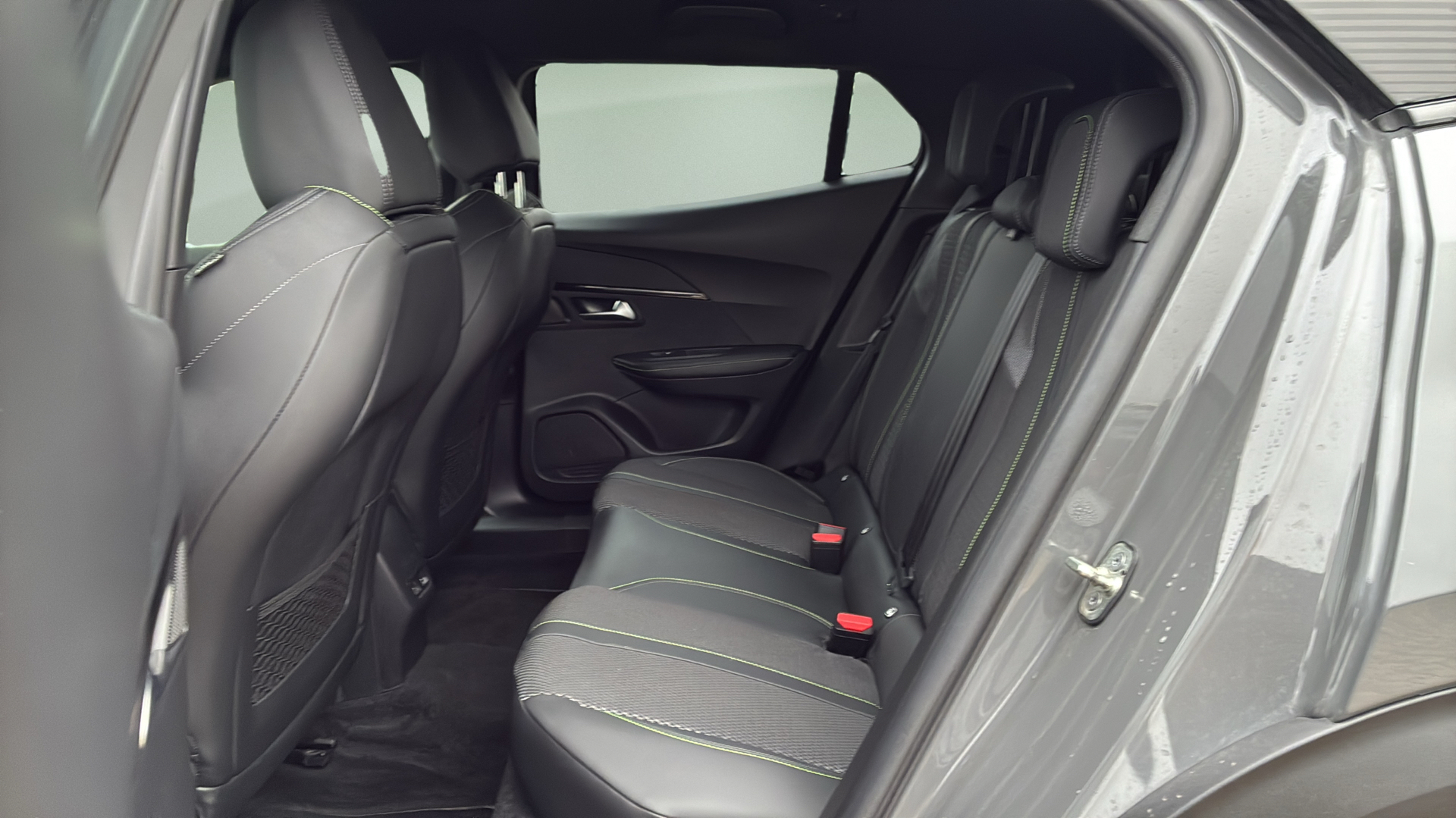 Billede af Peugeot e-2008 EL GT 156HK 5d Aut.