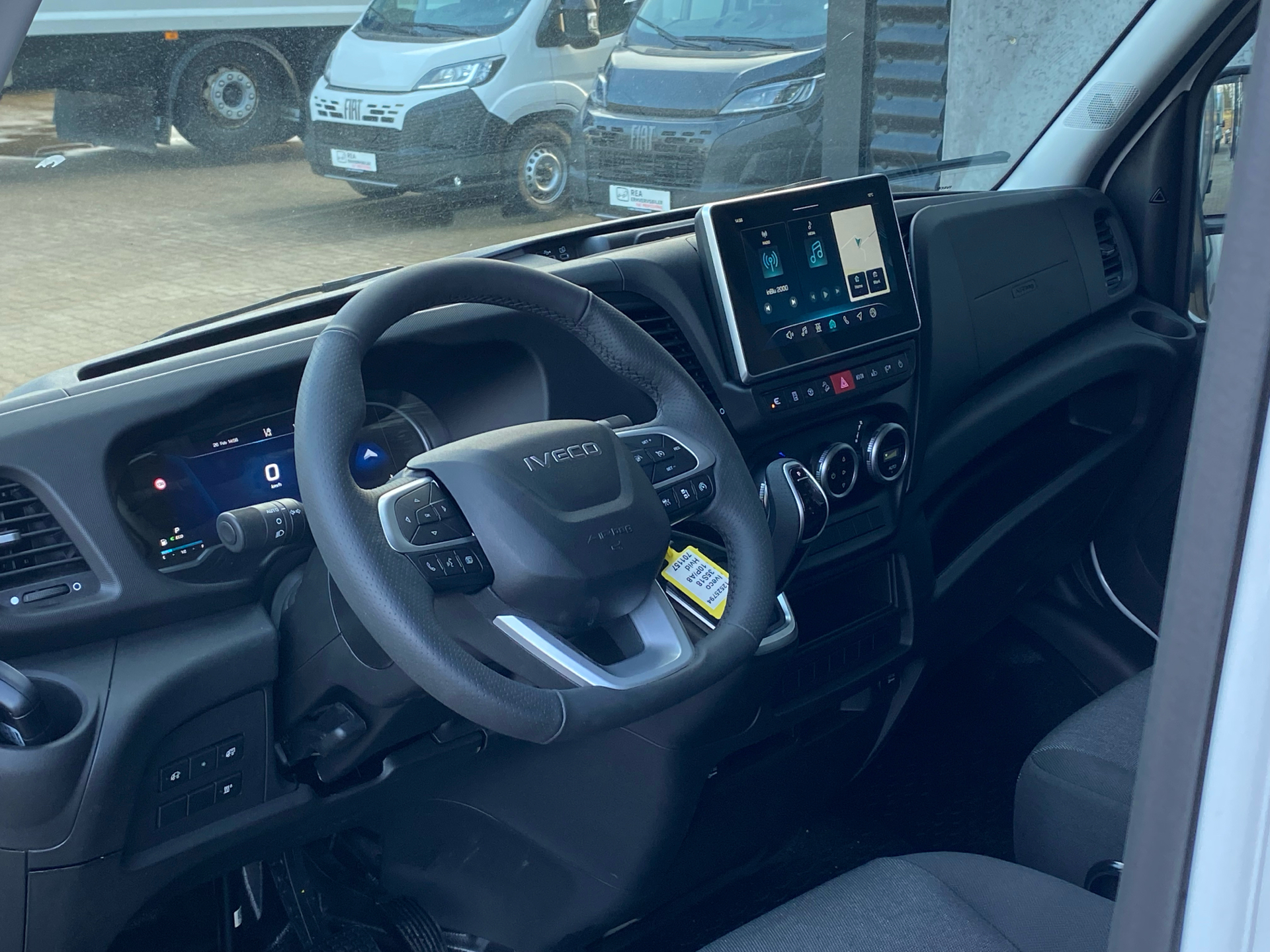 Billede af Iveco Daily 35S18 4800mm 3,0 D 176HK Ladv./Chas. 8g Aut.