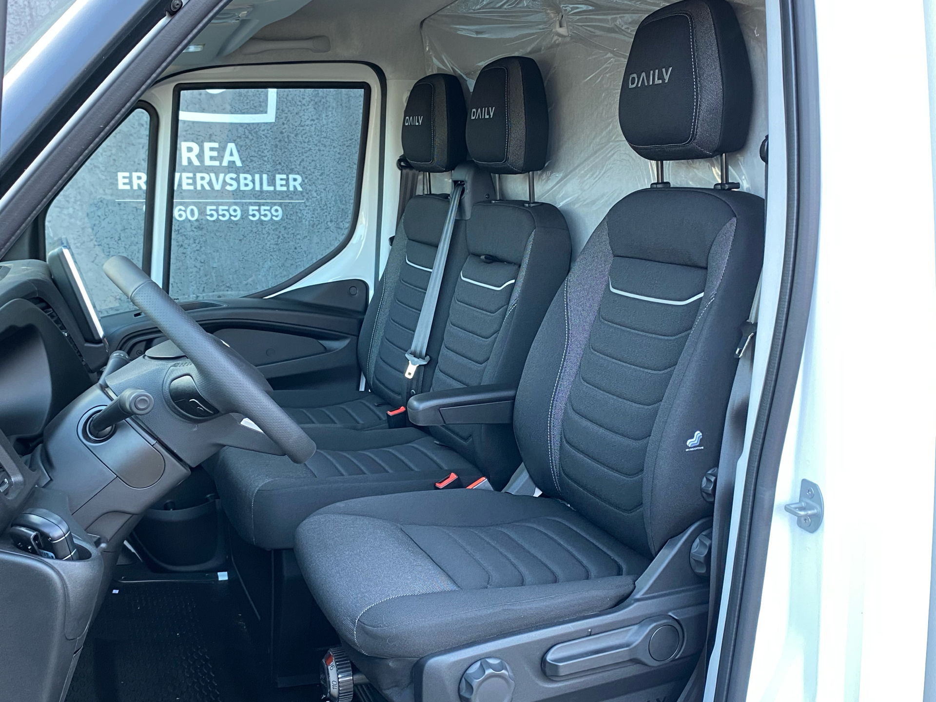 Billede af Iveco Daily 35S18 4800mm 3,0 D 176HK Ladv./Chas. 8g Aut.