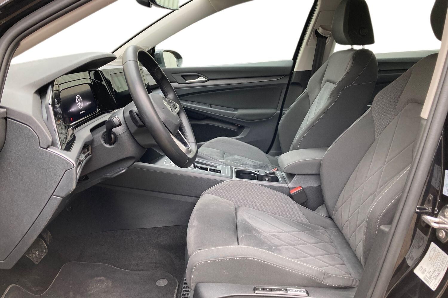 Billede af VW Golf Variant 1,5 eTSI  Mild hybrid Style DSG 150HK Stc 7g Aut.