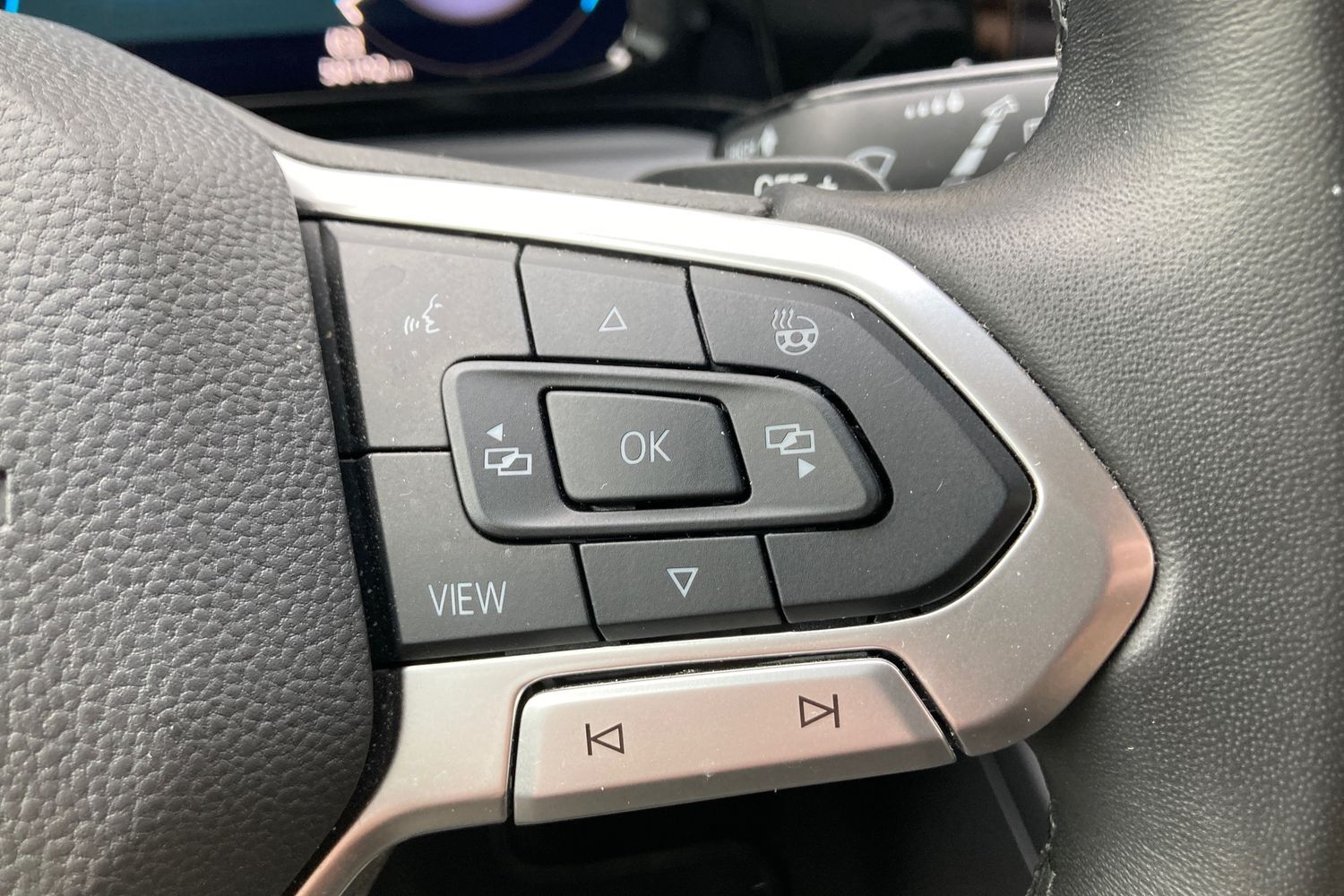 Billede af VW Golf Variant 1,5 eTSI  Mild hybrid Style DSG 150HK Stc 7g Aut.