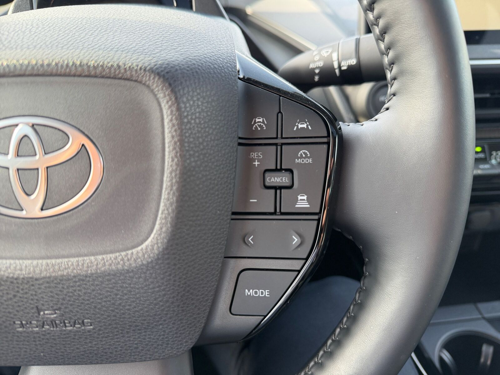 Billede af Toyota Prius Plug-in 2,0 Plugin-hybrid Elegant Panorama 223HK 5d Aut.