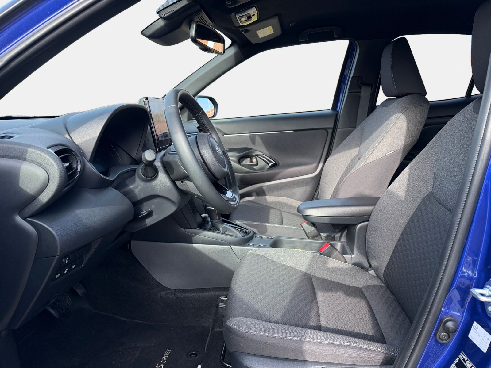 Billede af Toyota Yaris Cross 1,5 Hybrid Style Comfort 116HK 5d Trinl. Gear