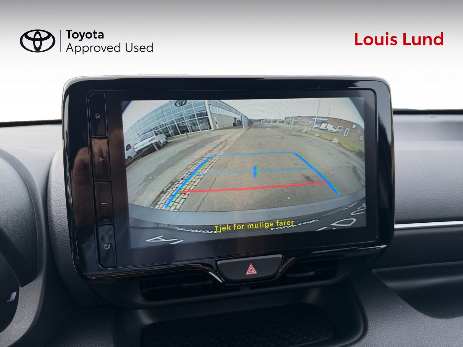 Billede af Toyota Yaris 1,5 Hybrid Style Comfort 116HK 5d Trinl. Gear