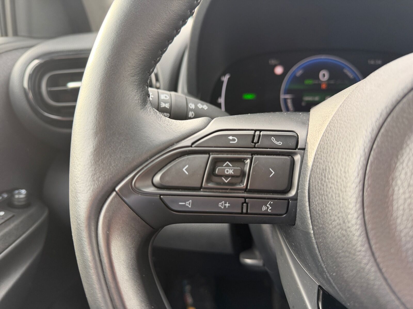 Billede af Toyota Yaris 1,5 Hybrid Style Comfort 116HK 5d Trinl. Gear