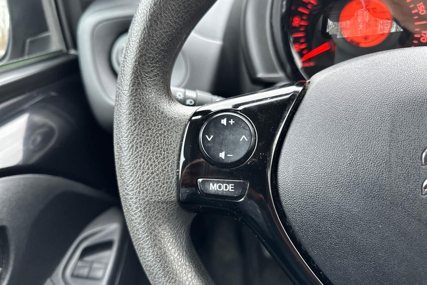 Billede af Citroën C1 1,0 VTi Shine 72HK 5d