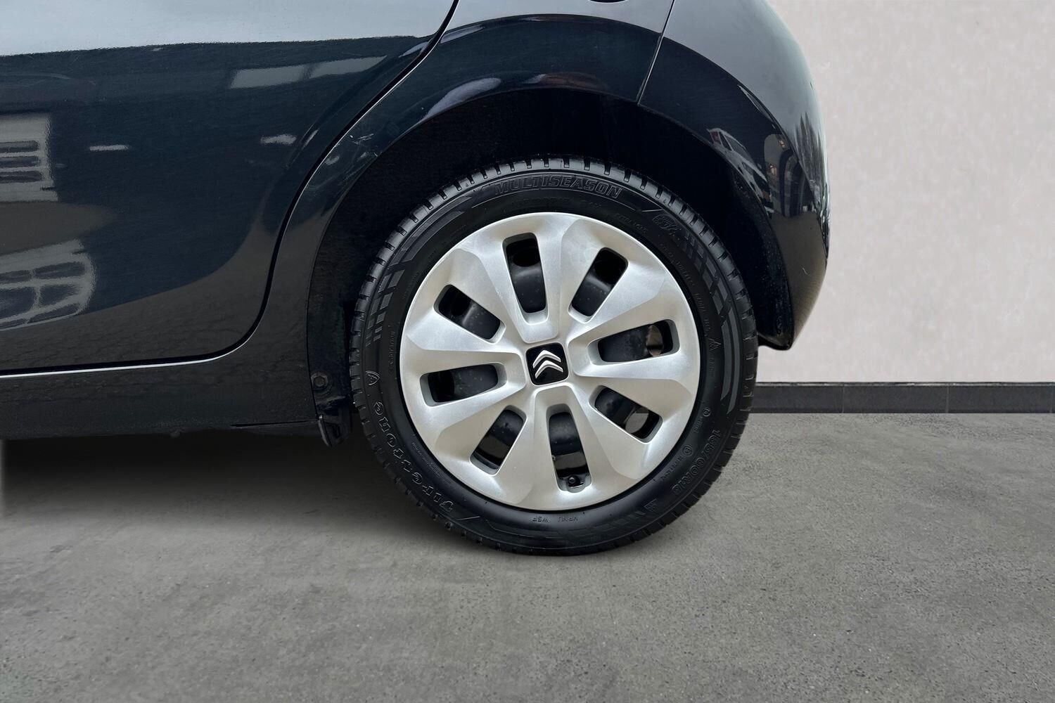 Billede af Citroën C1 1,0 VTi Shine 72HK 5d