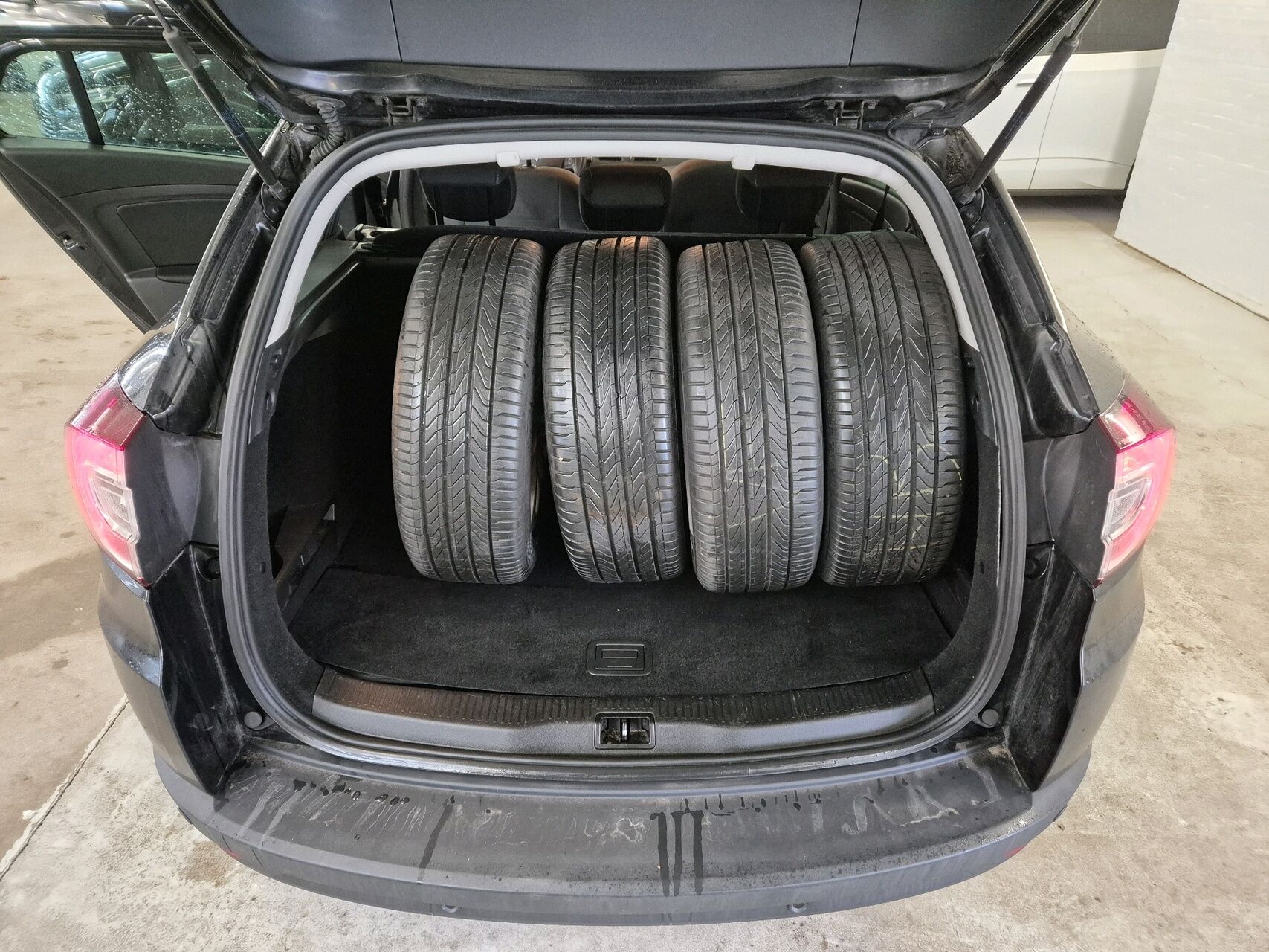 Billede af Renault Mégane Sport Tourer 1,5 DCI Limited Energy 110HK Stc 6g