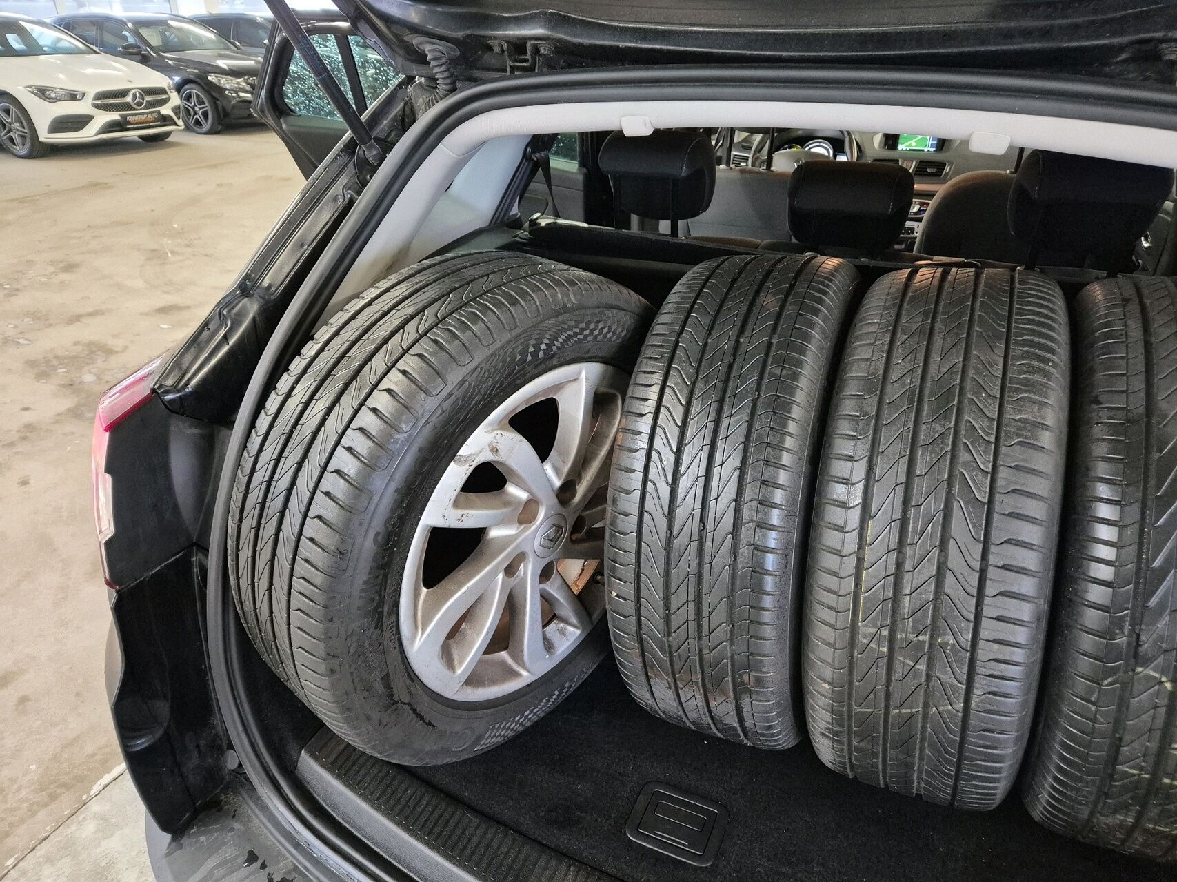 Billede af Renault Mégane Sport Tourer 1,5 DCI Limited Energy 110HK Stc 6g