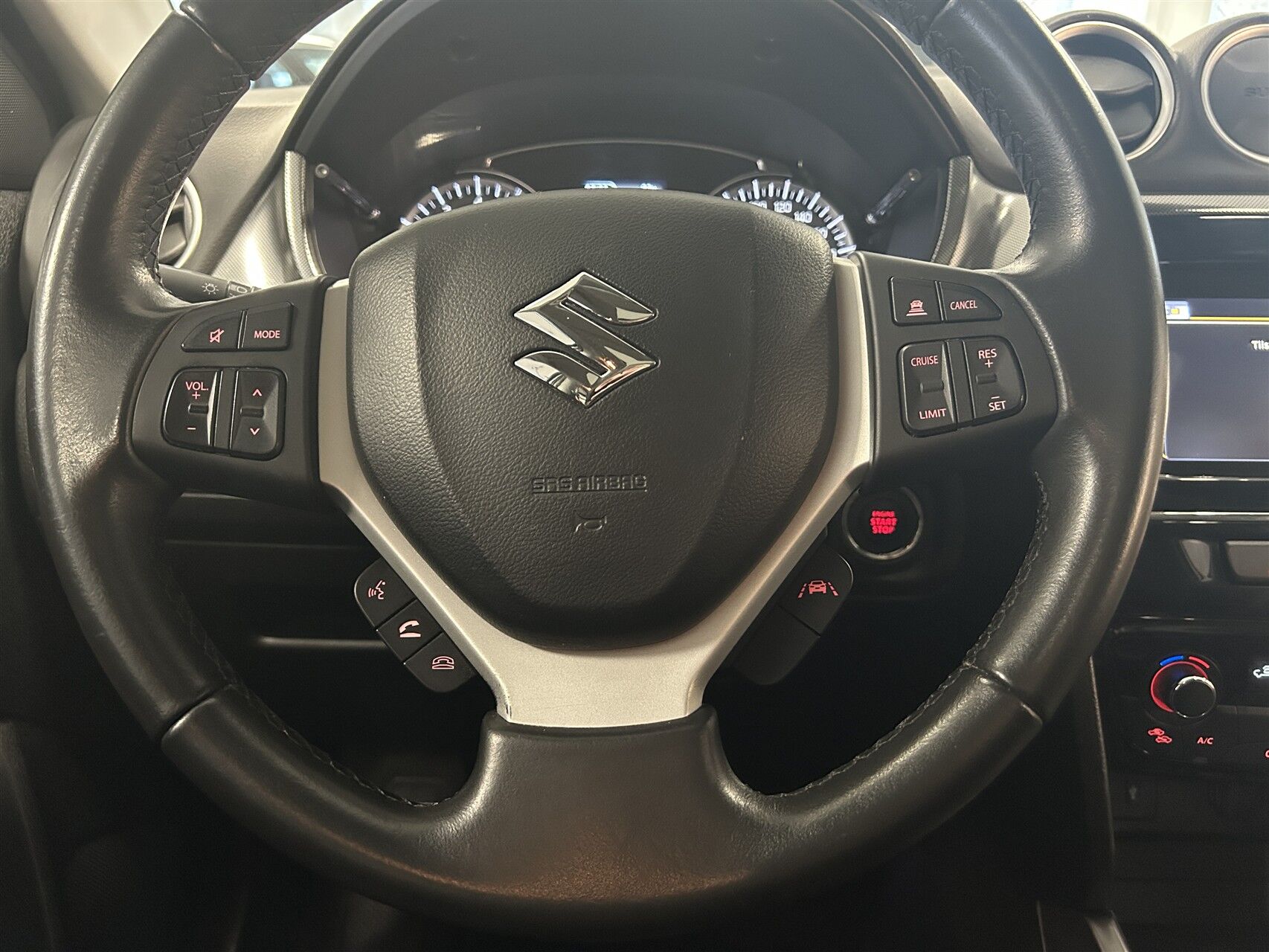 Billede af Suzuki Vitara 1,4 Boosterjet  Mild hybrid Adventure 129HK 5d 6g