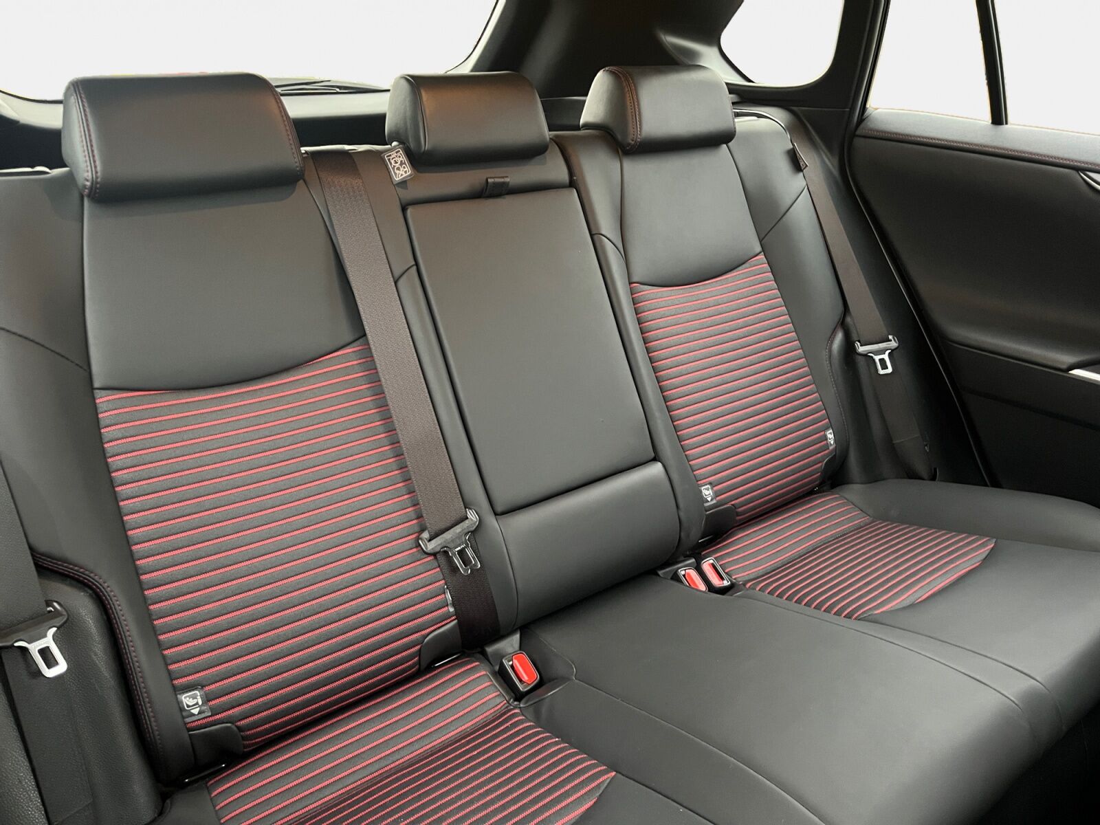 Billede af Toyota RAV4 Plug-in 2,5 Plugin-hybrid H3 Business Comfort AWD 306HK 5d 6g Aut.