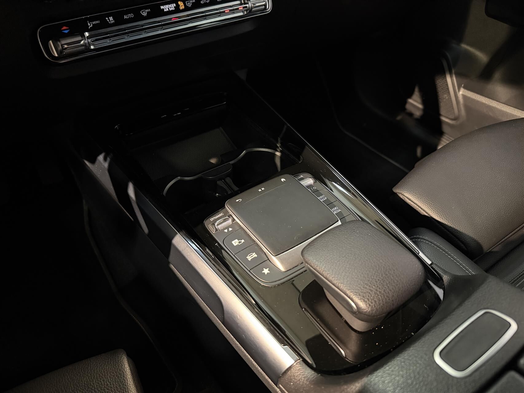 Billede af Mercedes-Benz GLB200 d 2,0 CDI Progressive 8G-DCT 150HK 5d 8g Aut.