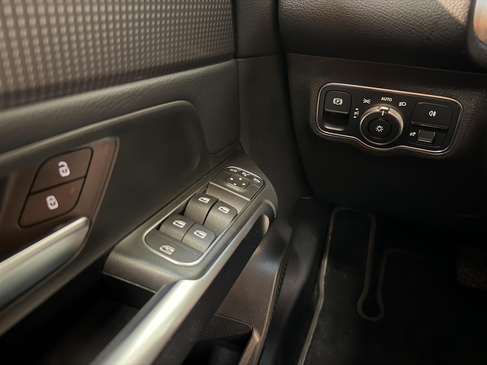 Billede af Mercedes-Benz GLB200 d 2,0 CDI Progressive 8G-DCT 150HK 5d 8g Aut.