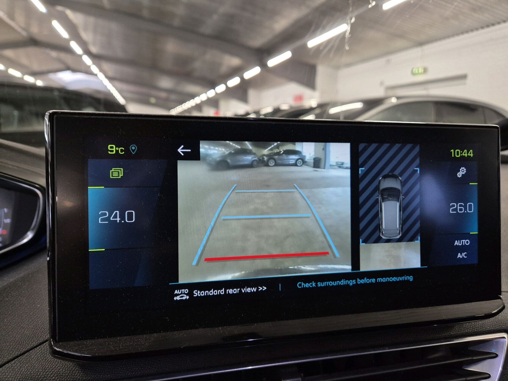 Billede af Peugeot 3008 1,6 PureTech  Plugin-hybrid First Selection EAT8 225HK 5d 8g Aut.