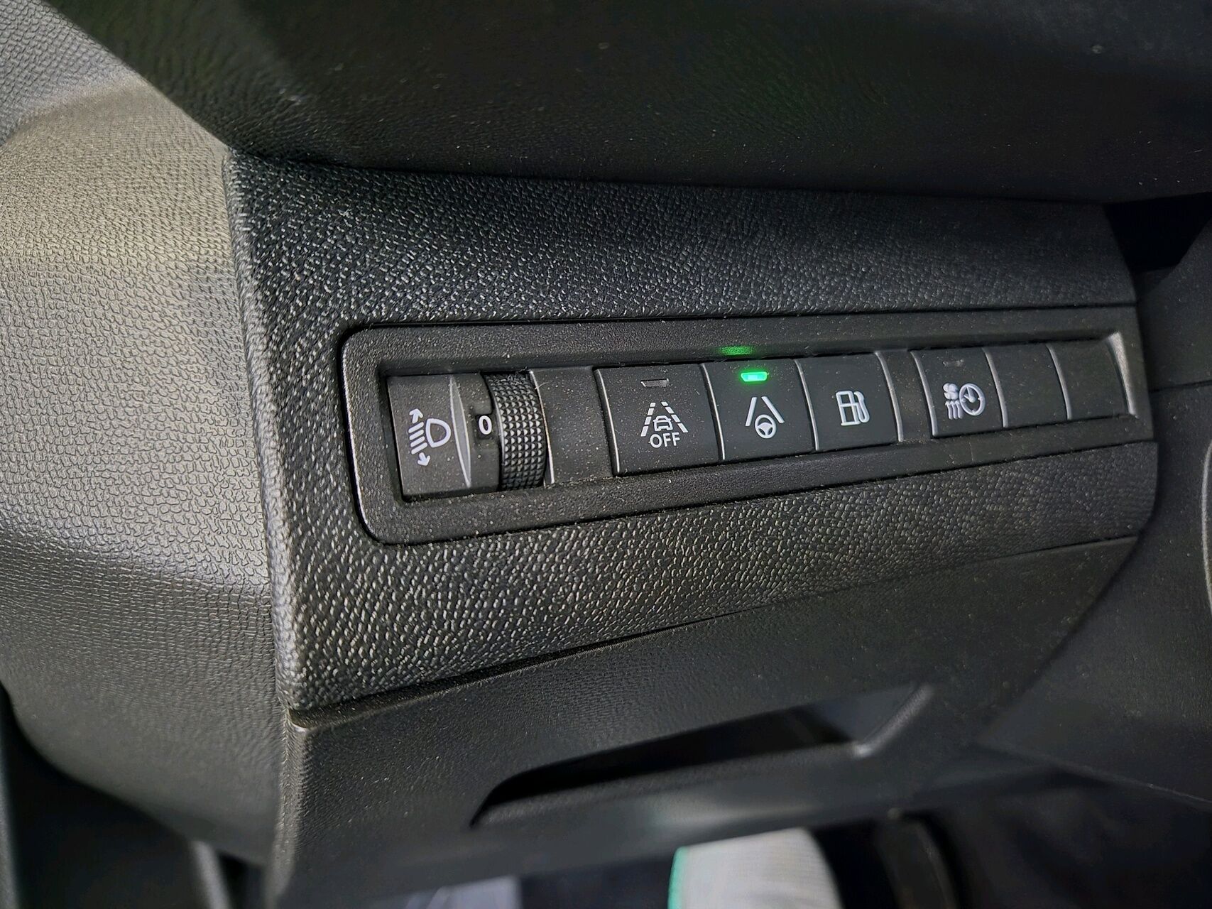 Billede af Peugeot 3008 1,6 PureTech  Plugin-hybrid First Selection EAT8 225HK 5d 8g Aut.