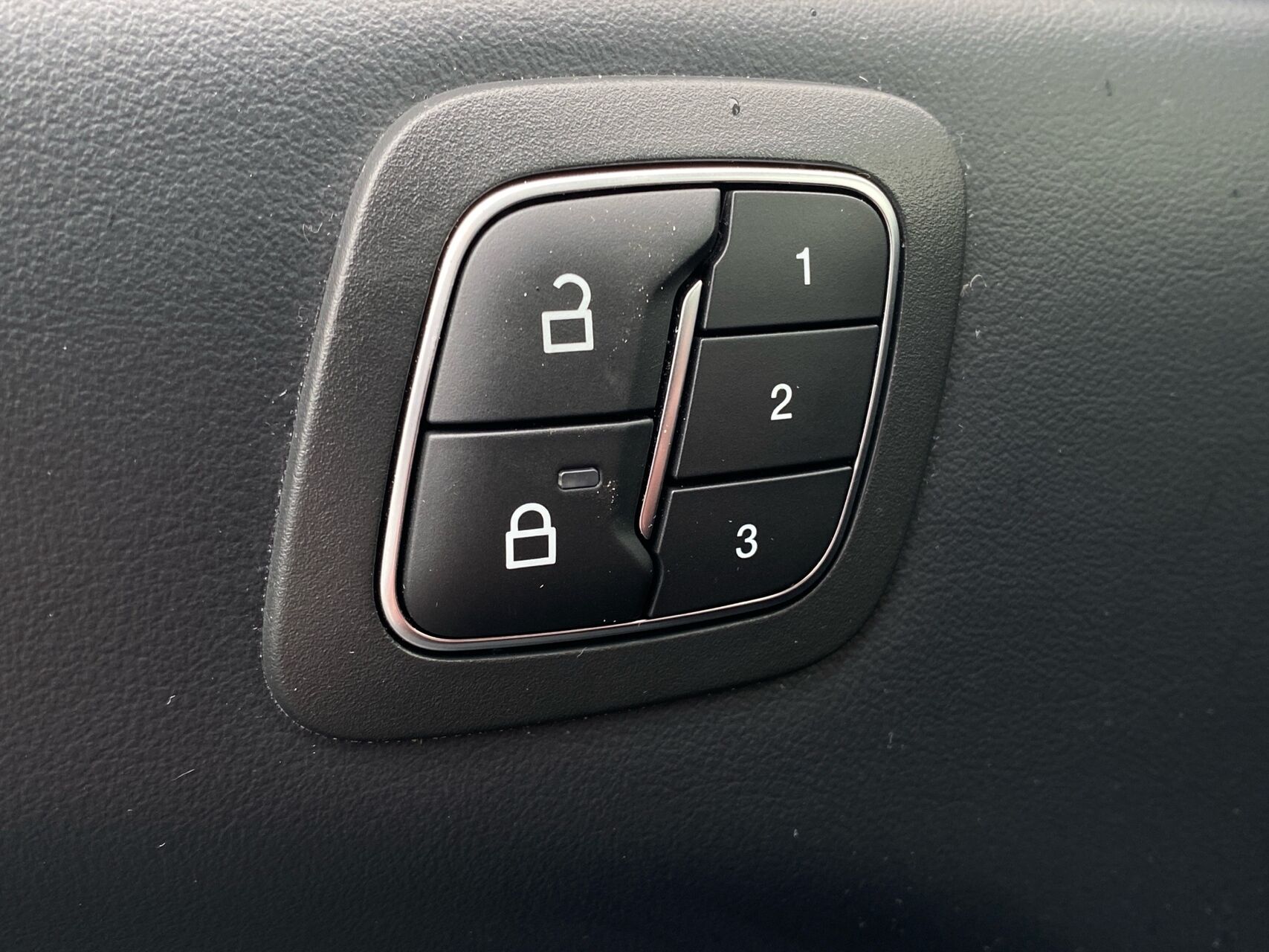 Billede af Ford Mustang Mach-E EL UR 294HK 5d Aut.