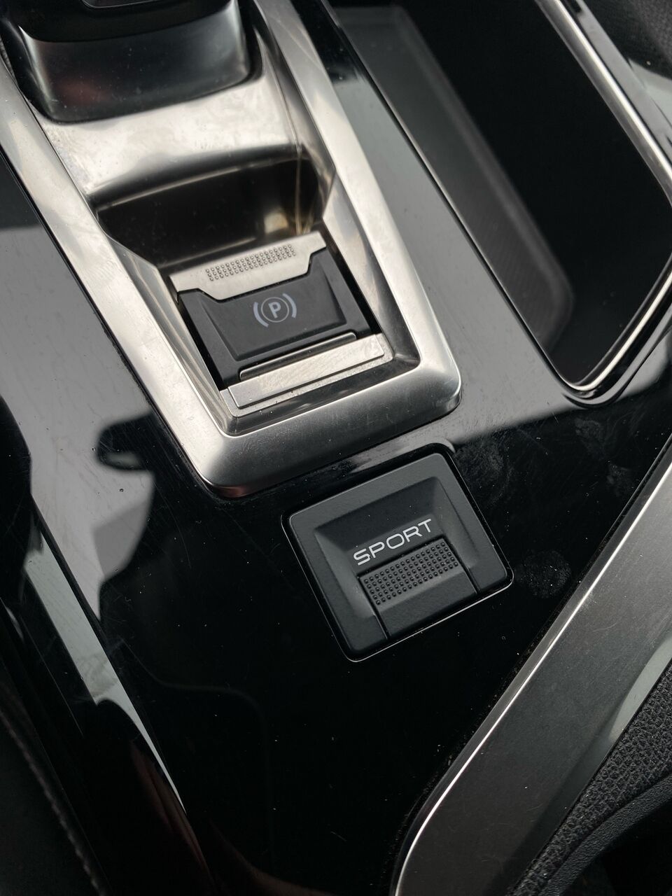 Billede af Peugeot 3008 1,6 BlueHDi Allure EAT6 120HK 5d 6g Aut.