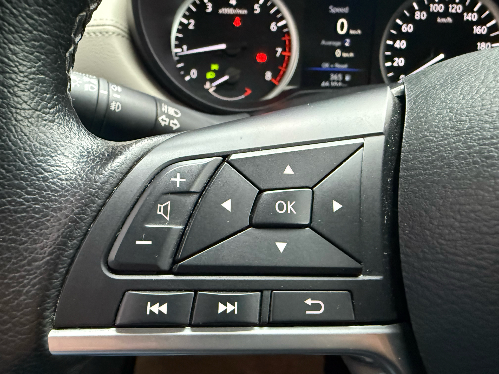 Billede af Nissan Micra 1,0 IG-T N-Connecta Start/Stop 100HK 5d