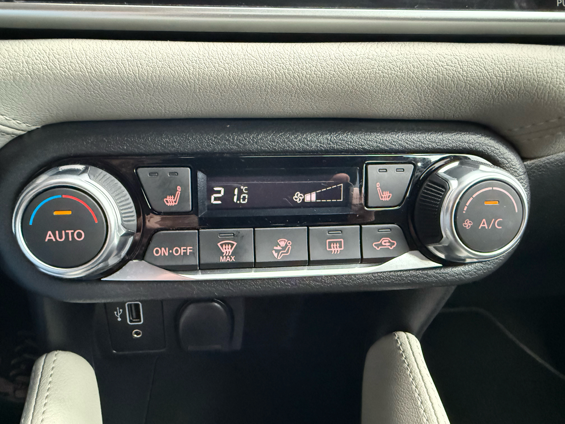 Billede af Nissan Micra 1,0 IG-T N-Connecta Start/Stop 100HK 5d