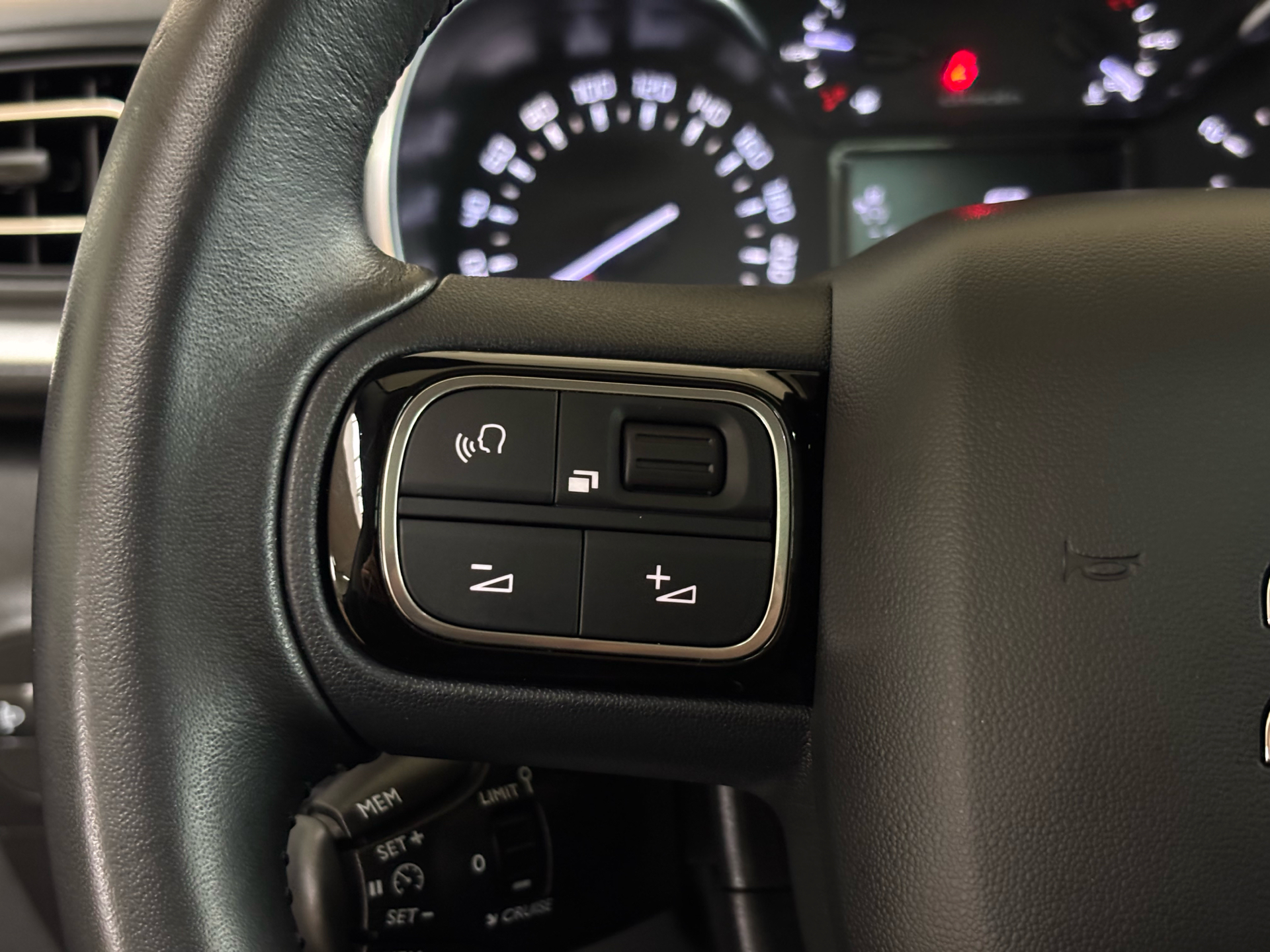 Billede af Citroën C3 1,2 PureTech Skyline start/stop 82HK 5d