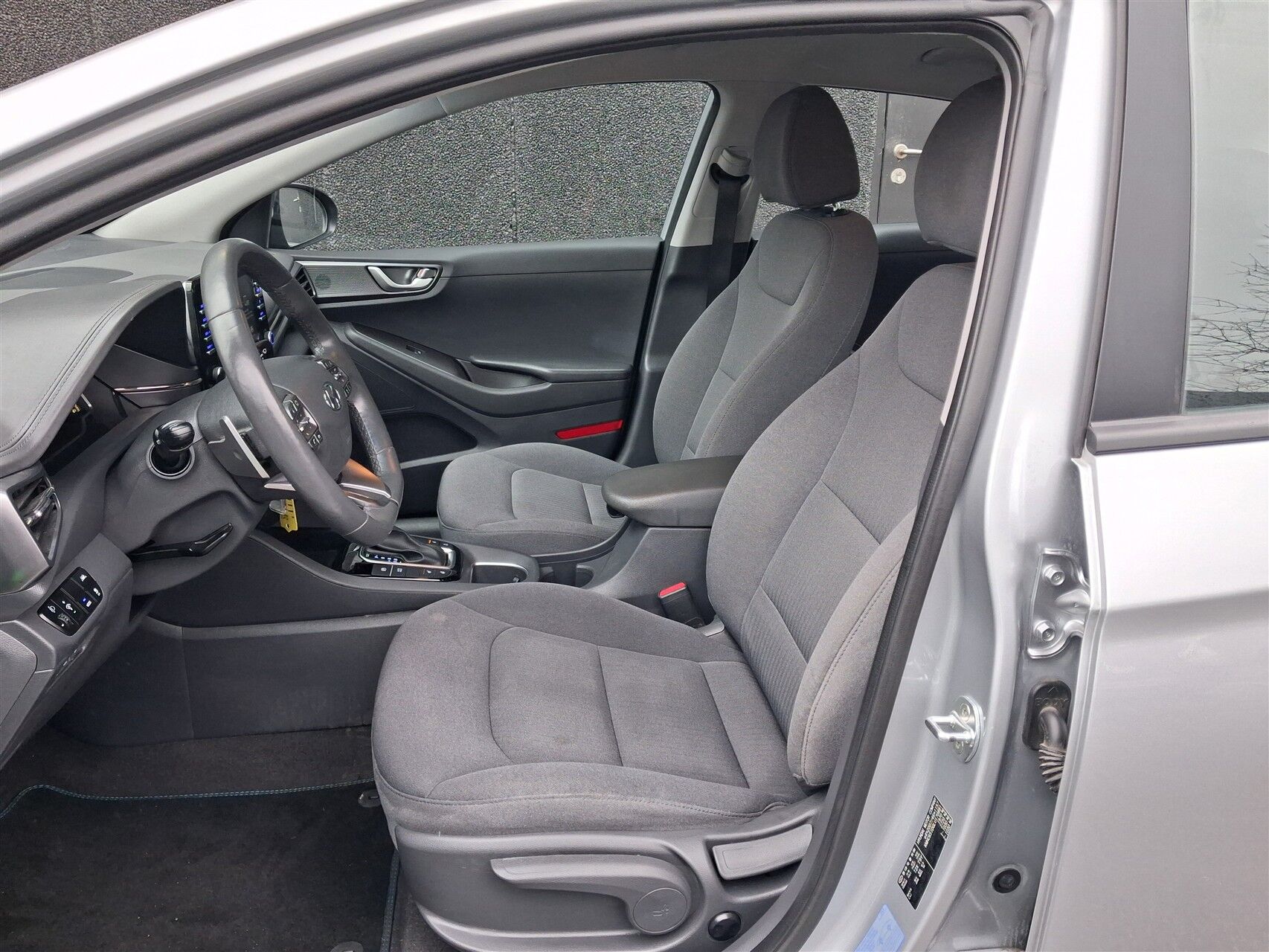 Billede af Hyundai Ioniq 1,6 GDI  Plugin-hybrid Trend plug-in 141HK 5d 6g Aut.