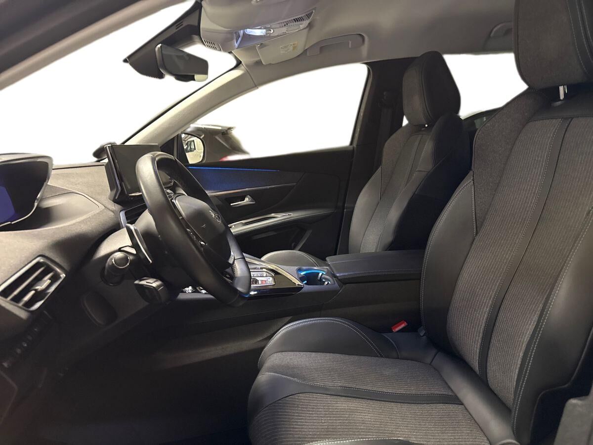 Billede af Peugeot 3008 1,6 PureTech  Plugin-hybrid Allure Pack EAT8 225HK 5d 8g Aut.