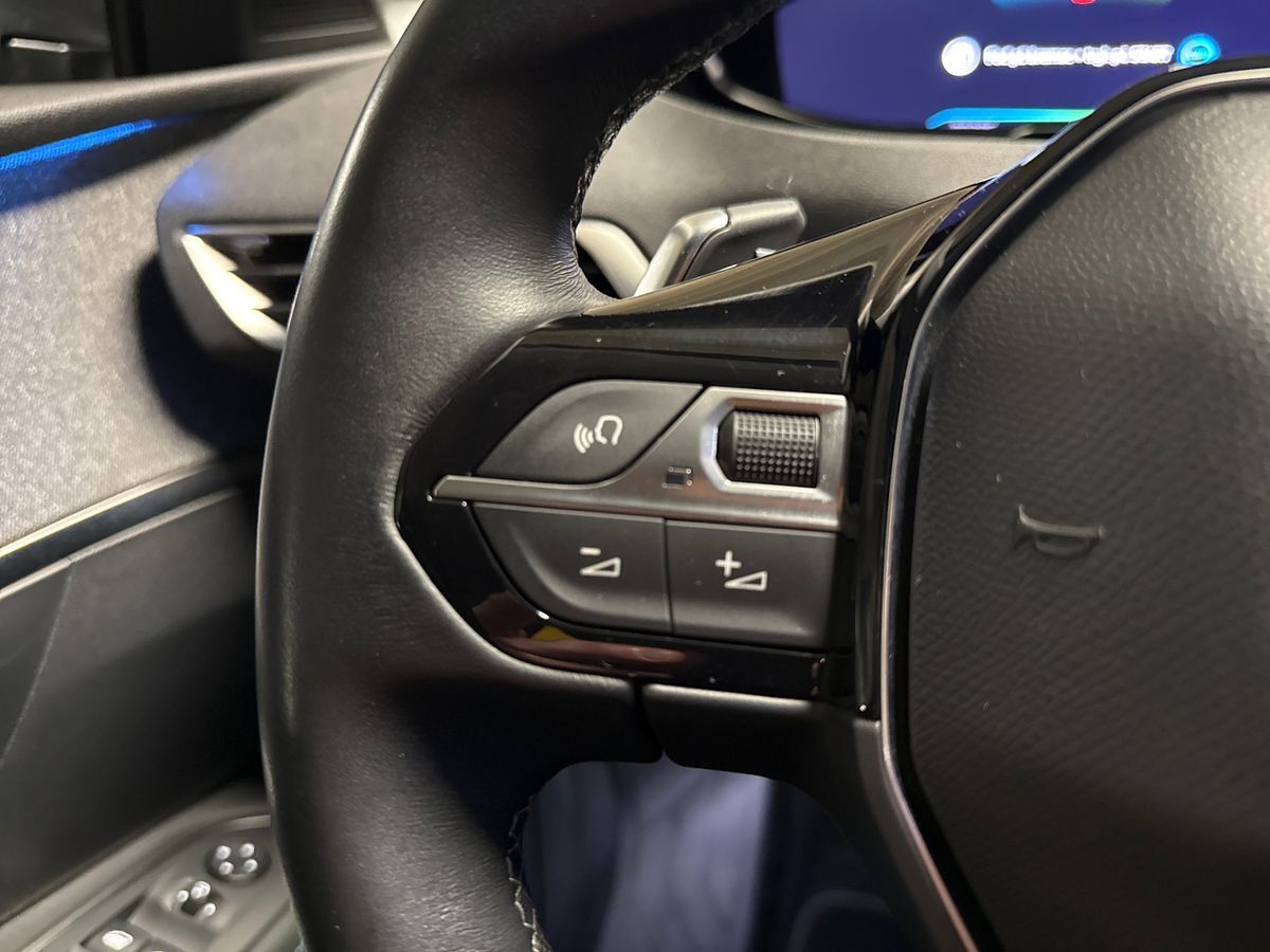 Billede af Peugeot 3008 1,6 PureTech  Plugin-hybrid Allure Pack EAT8 225HK 5d 8g Aut.