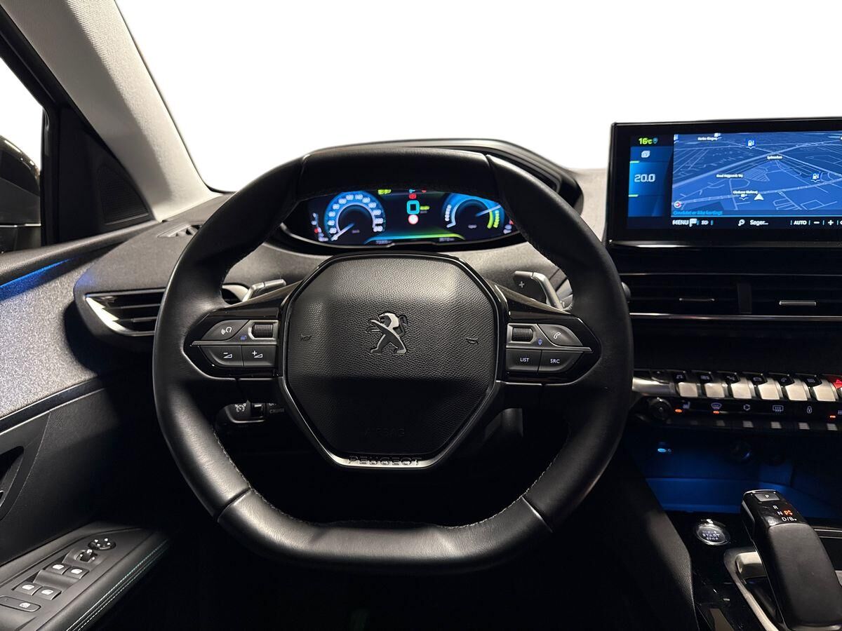 Billede af Peugeot 3008 1,6 PureTech  Plugin-hybrid Allure Pack EAT8 225HK 5d 8g Aut.