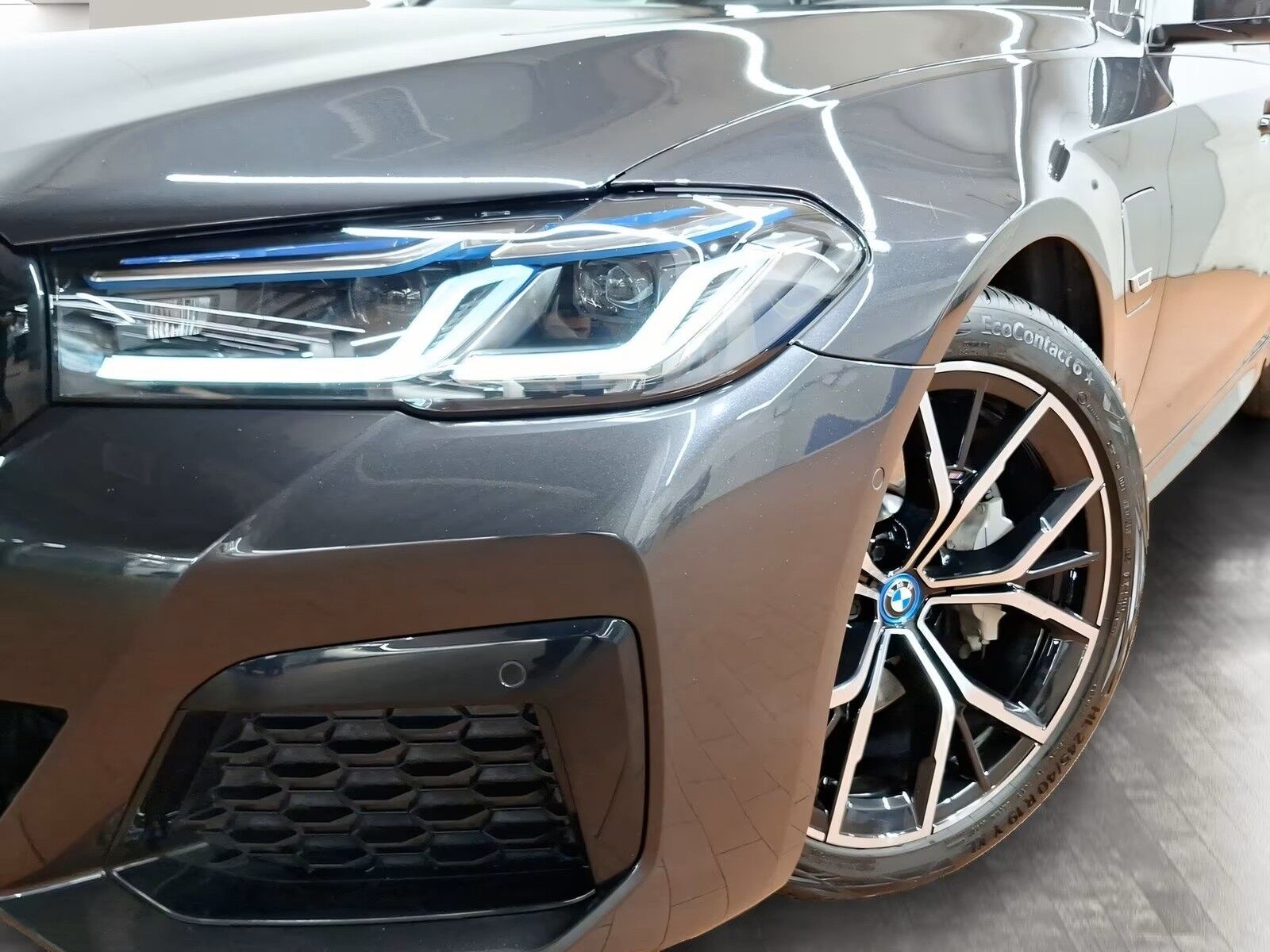 Billede af BMW 530e Touring 2,0 Plugin-hybrid M-Sport XDrive Steptronic 293HK Stc 8g Aut.