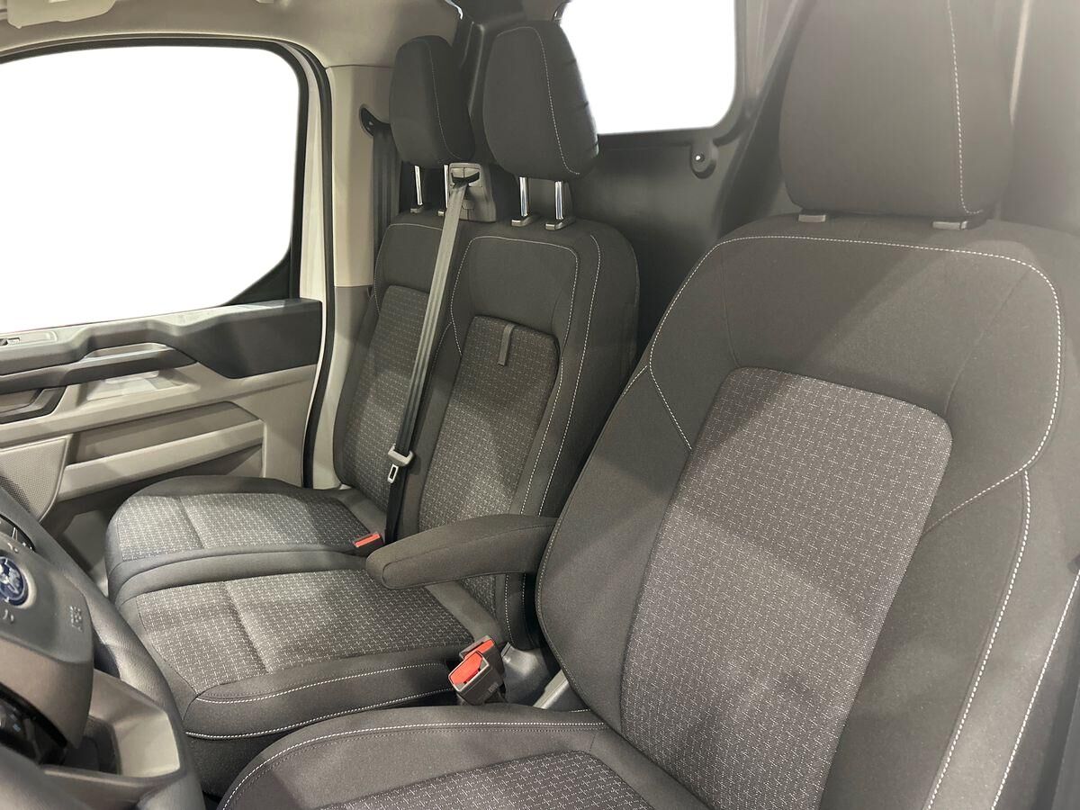 Billede af Ford Transit Custom 320 L1H1 2,0 EcoBlue Trend 136HK Van 8g Aut.