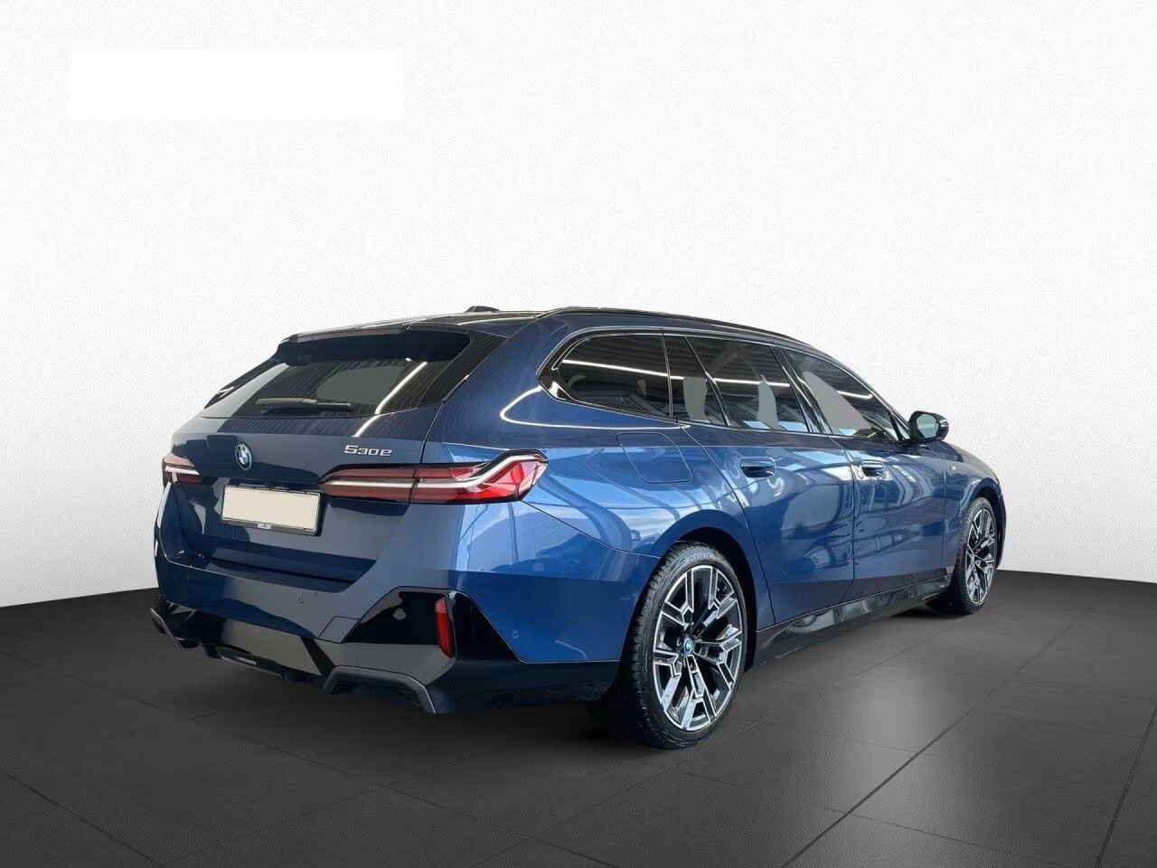 Billede af BMW 530e Touring 2,0 Plugin-hybrid M-Sport Steptronic 299HK Stc 8g Aut.