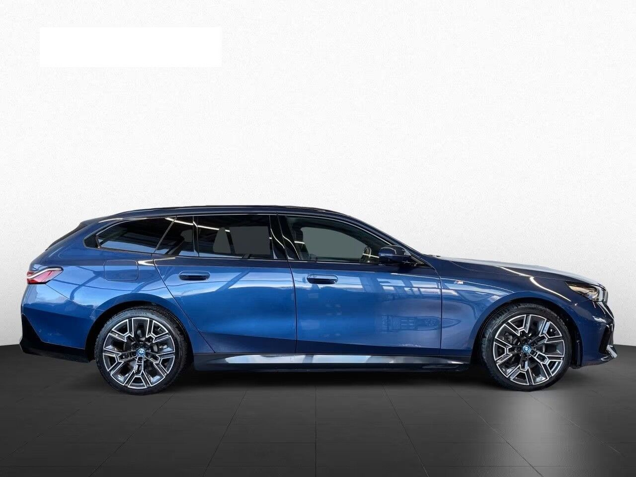 Billede af BMW 530e Touring 2,0 Plugin-hybrid M-Sport Steptronic 299HK Stc 8g Aut.