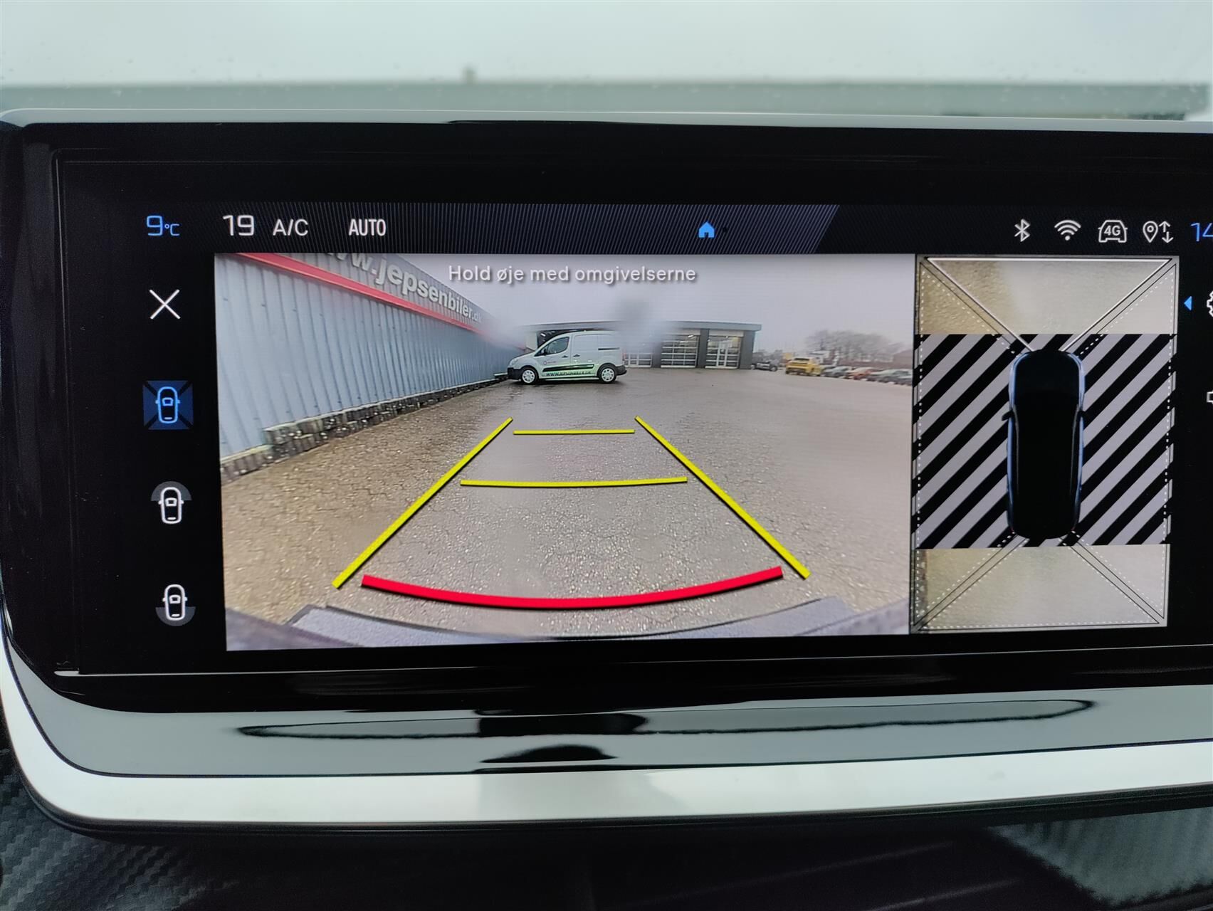 Billede af Peugeot 2008 1,2 PureTech Allure EAT8 130HK 5d 8g Aut.