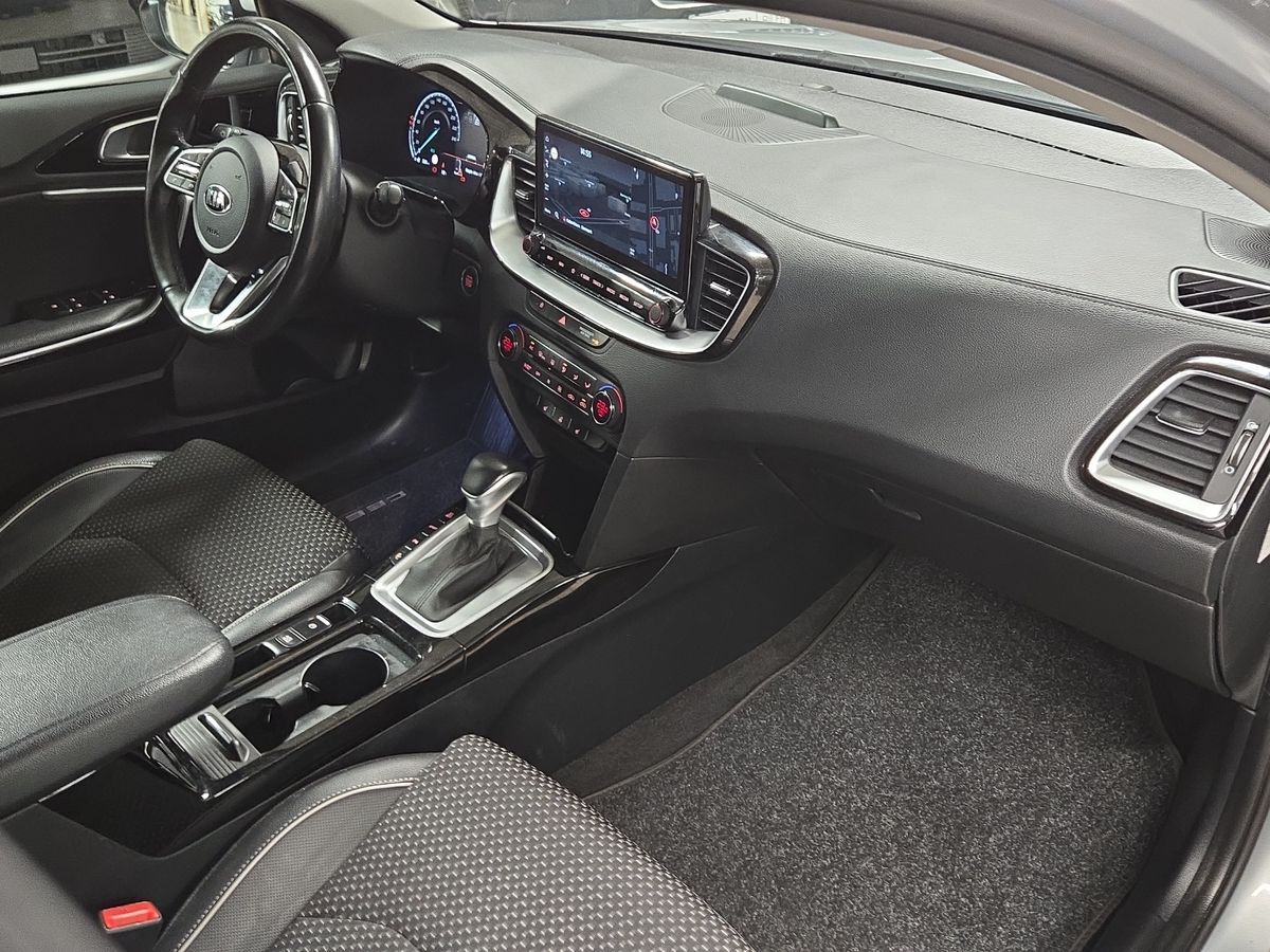 Billede af Kia XCeed 1,6 GDI  Plugin-hybrid Upgrade m/Intro DCT 141HK 5d 6g Aut.