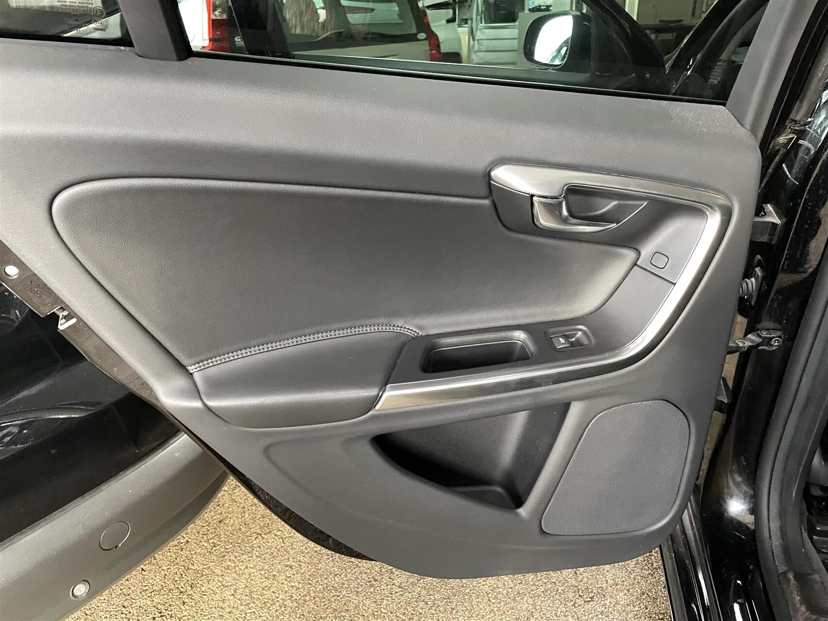 Billede af Volvo V60 2,0 D4 Summum 200HK Stc 8g Aut.