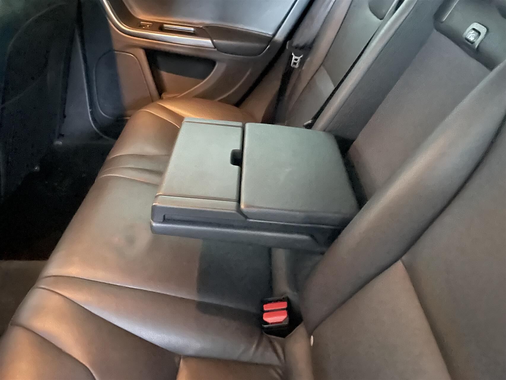 Billede af Volvo V60 2,0 D4 Summum 200HK Stc 8g Aut.