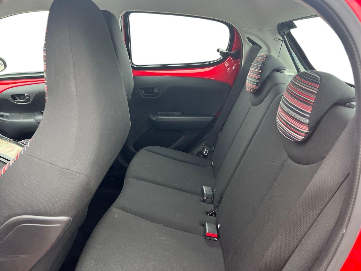 Billede af Citroën C1 1,0 VTi Iconic start/stop 68HK 5d