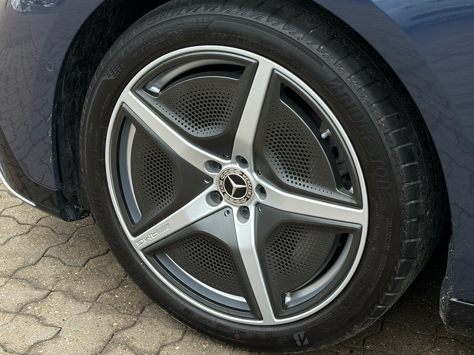 Billede af Mercedes-Benz EQE 350 EL AMG Line 4Matic 292HK Aut.