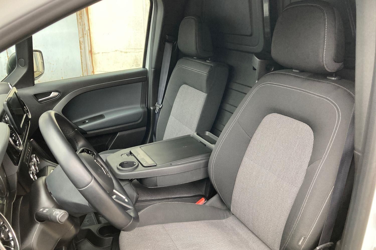 Billede af Mercedes-Benz eCitan 112 Ekstra Lang EL A3 Pro 122HK Van Aut.