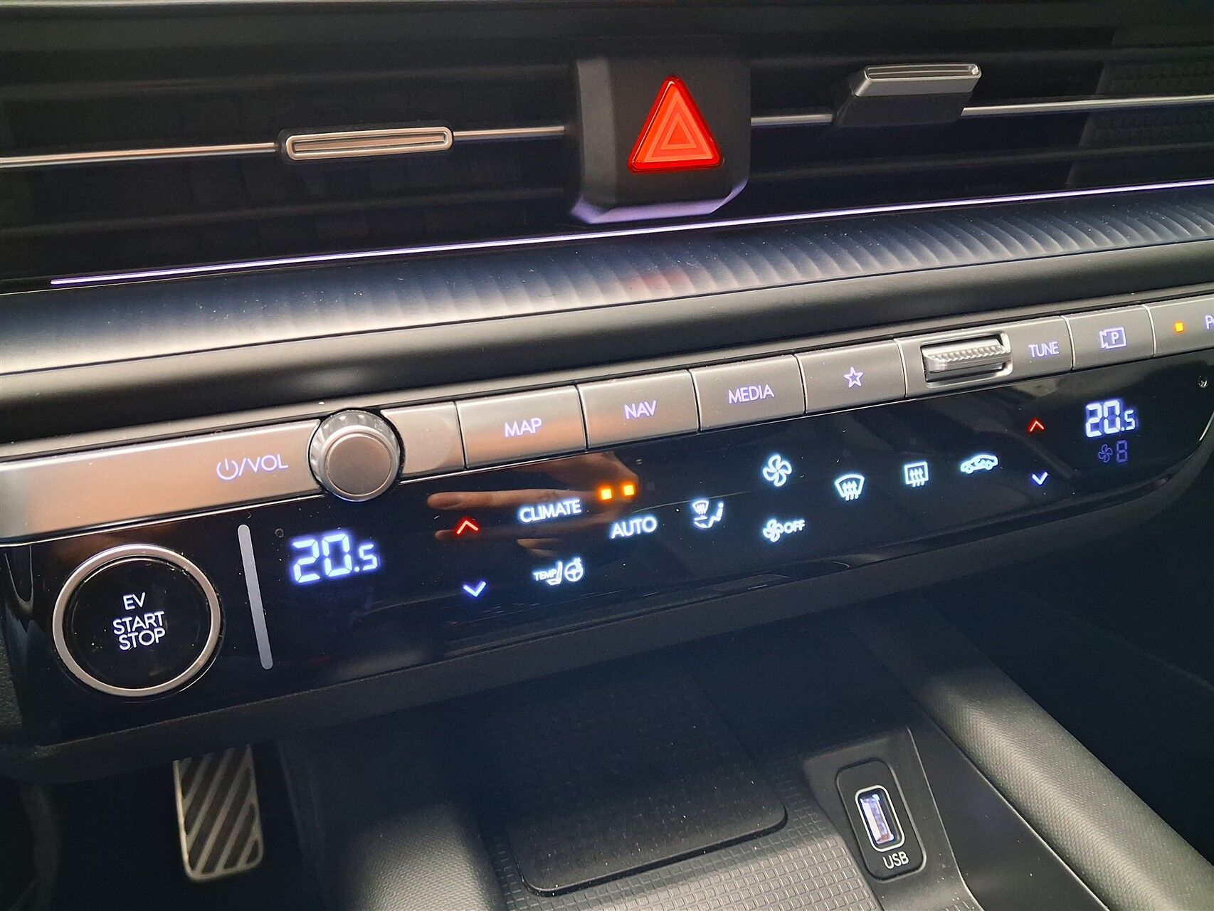 Billede af Hyundai Ioniq 6 Electric 77,4 kWh Ultimate 229HK Aut.