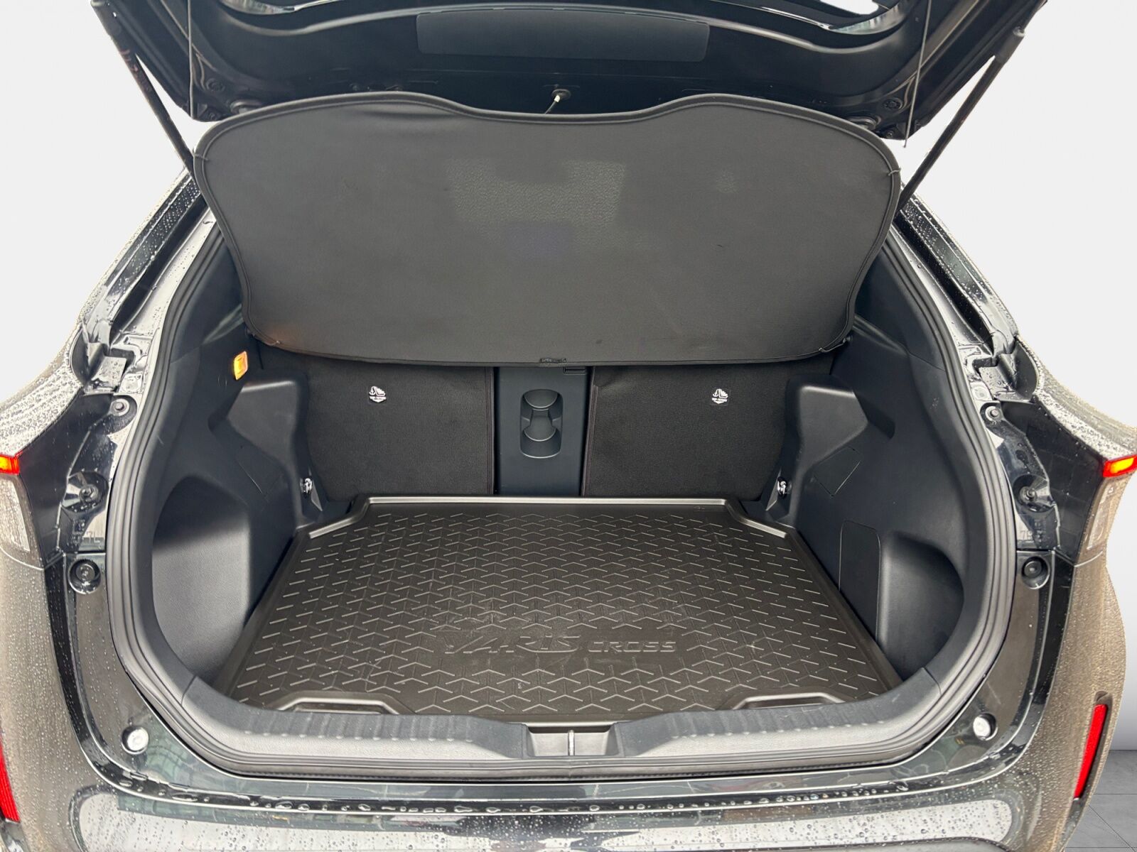 Billede af Toyota Yaris Cross 1,5 Hybrid Style Comfort 116HK 5d Trinl. Gear