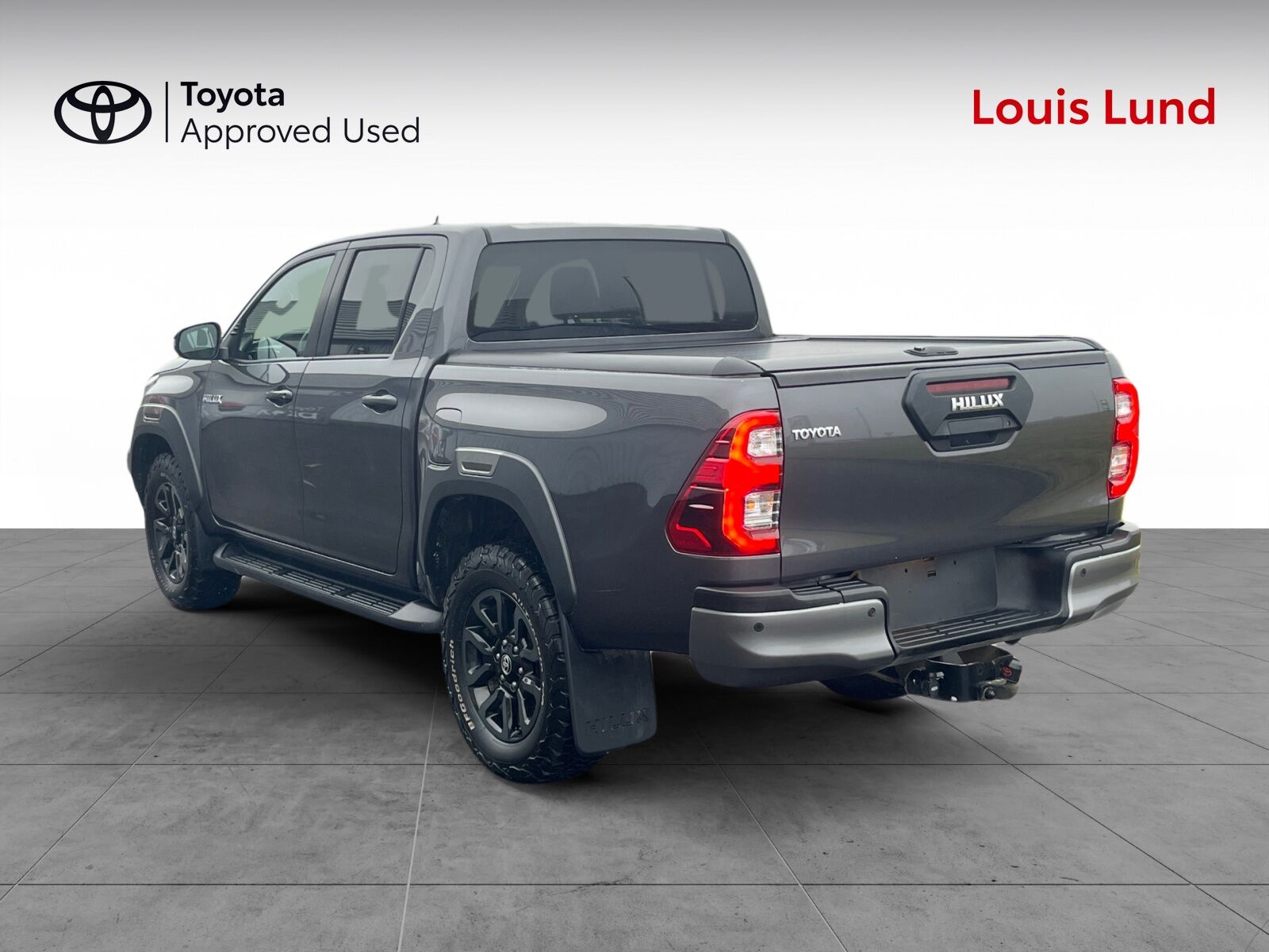 Billede af Toyota HiLux Dobb.Kab. 2,8 D-4D T4 Invincible AWD 204HK DobKab Aut.