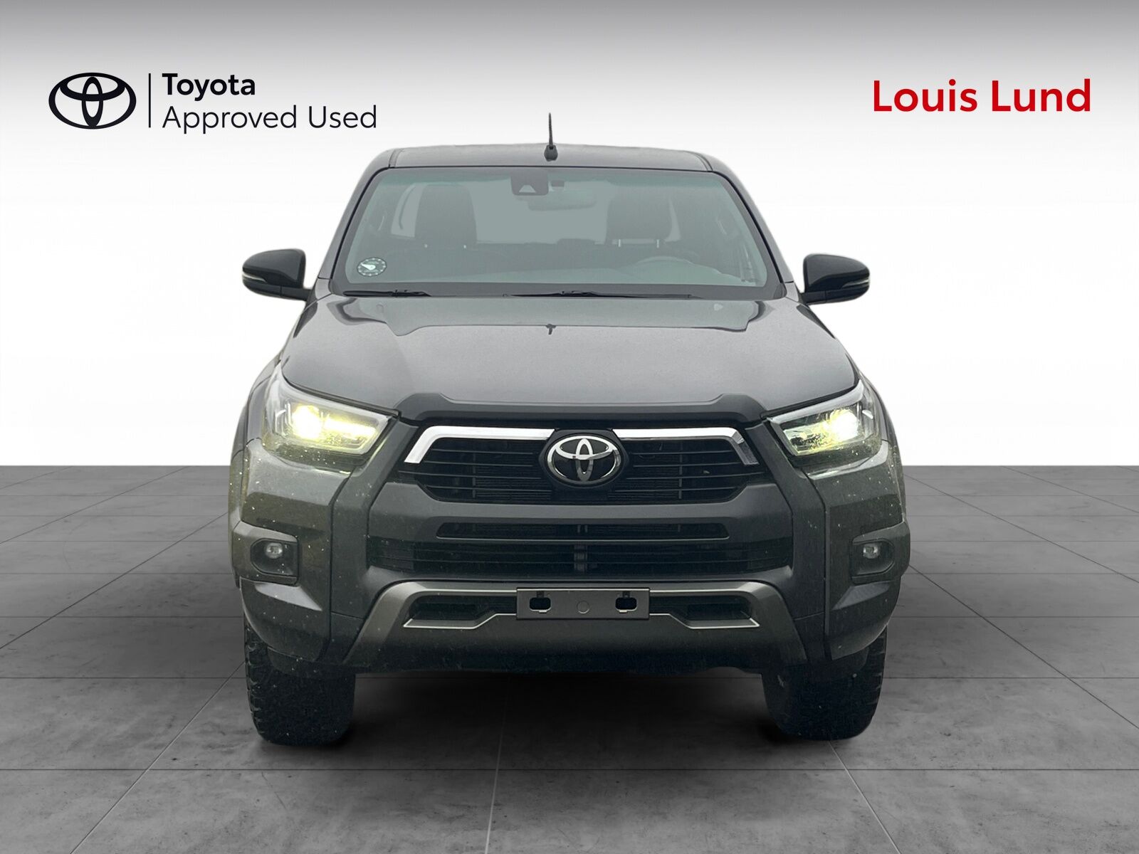 Billede af Toyota HiLux Dobb.Kab. 2,8 D-4D T4 Invincible AWD 204HK DobKab Aut.