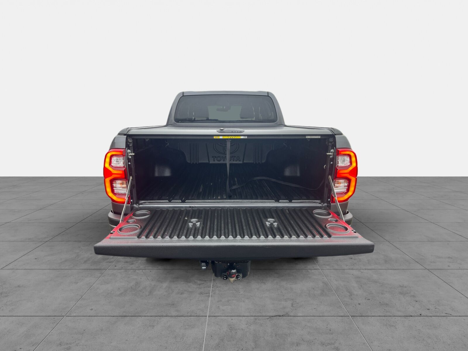 Billede af Toyota HiLux Dobb.Kab. 2,8 D-4D T4 Invincible AWD 204HK DobKab Aut.