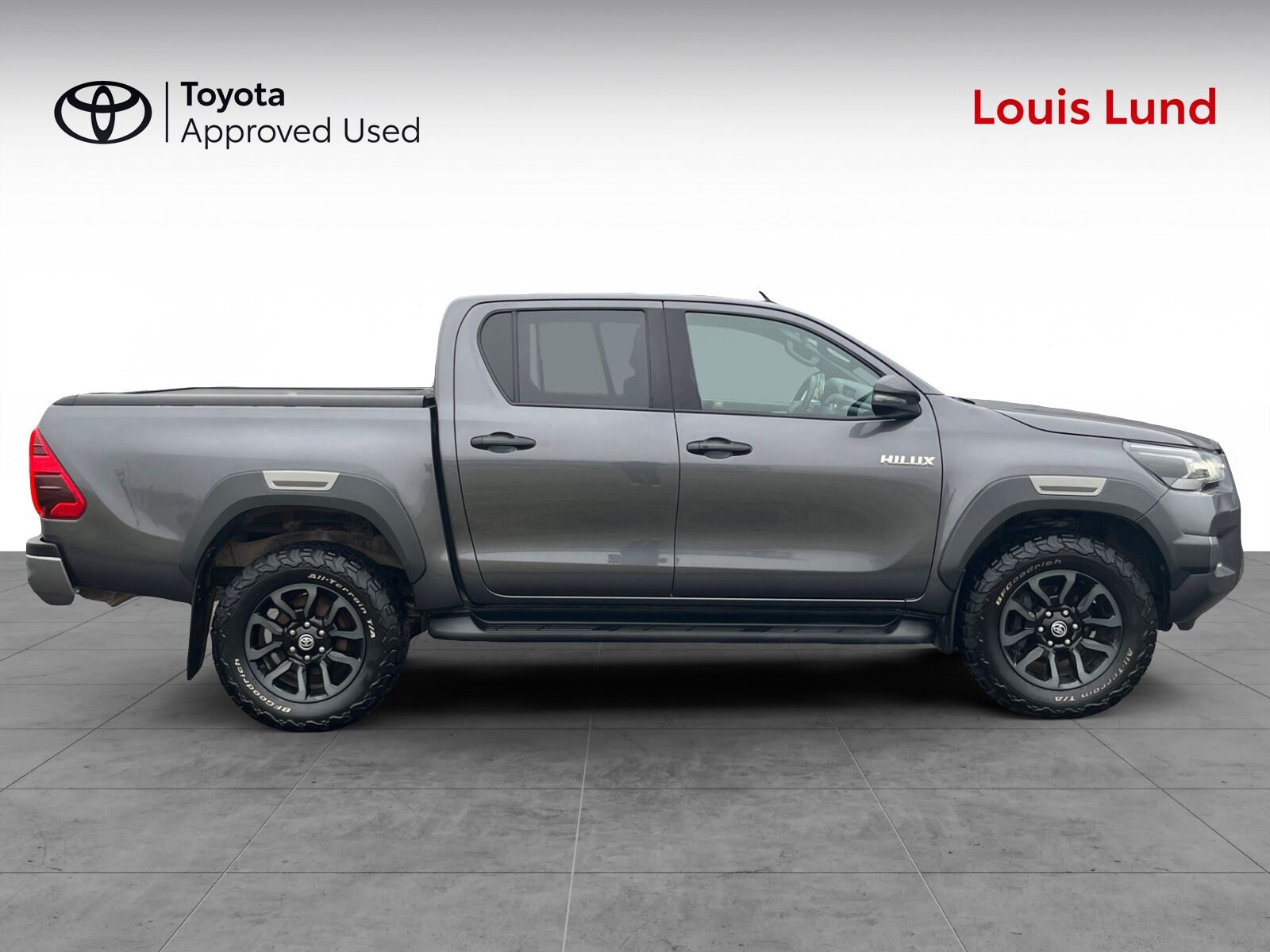 Billede af Toyota HiLux Dobb.Kab. 2,8 D-4D T4 Invincible AWD 204HK DobKab Aut.