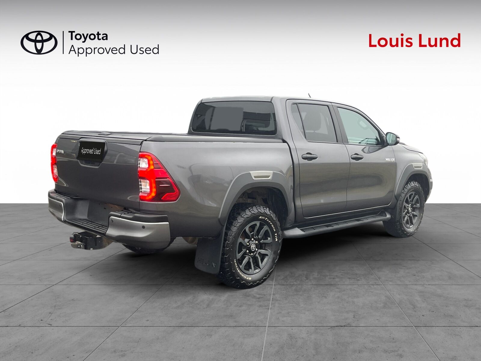 Billede af Toyota HiLux Dobb.Kab. 2,8 D-4D T4 Invincible AWD 204HK DobKab Aut.