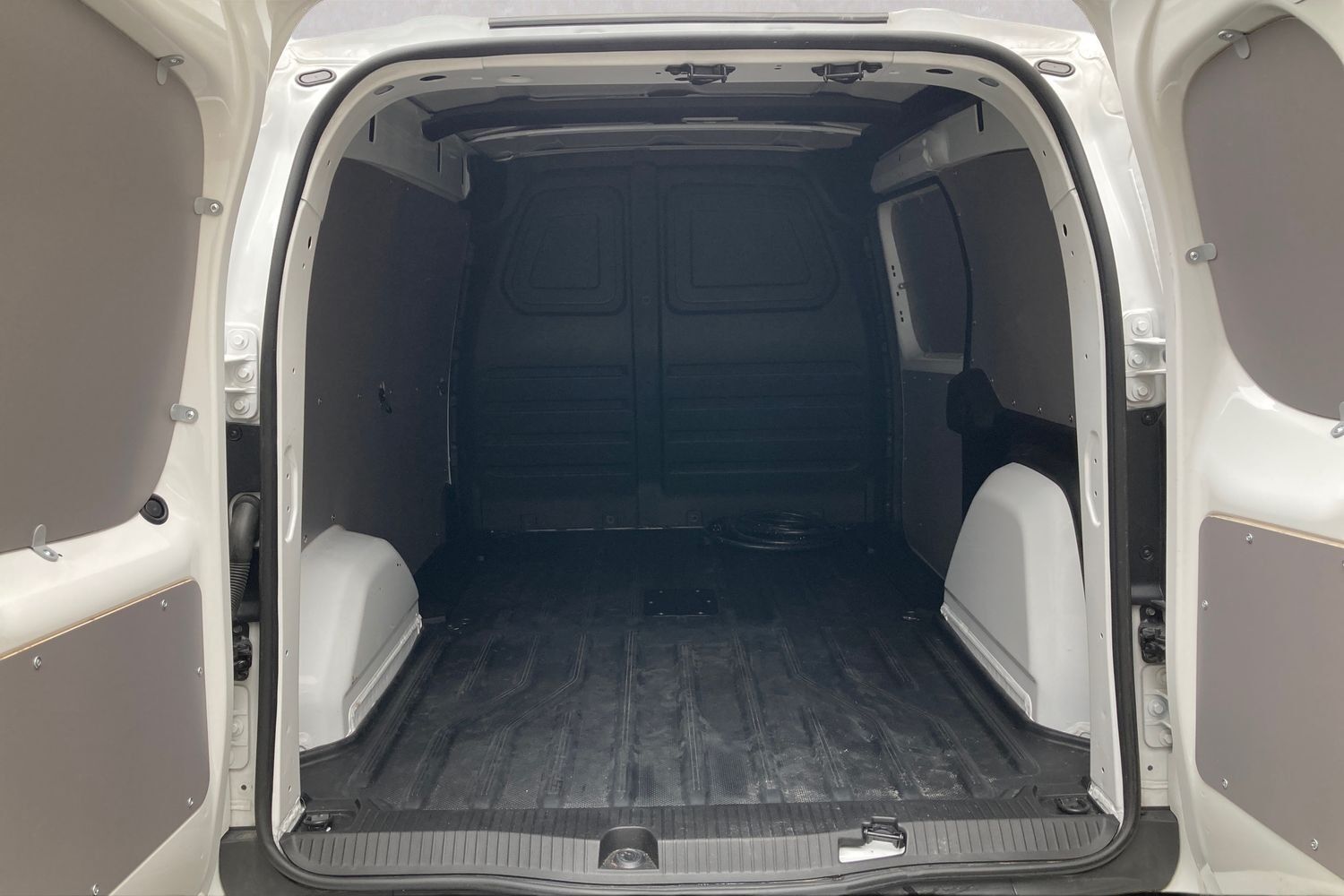 Billede af Mercedes-Benz eCitan 112 Ekstra Lang EL A3 Pro 122HK Van Aut.