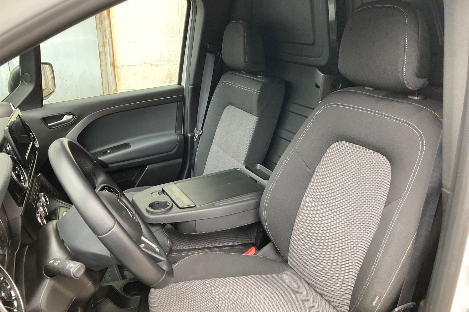 Billede af Mercedes-Benz eCitan 112 Ekstra Lang EL A3 Pro 122HK Van Aut.