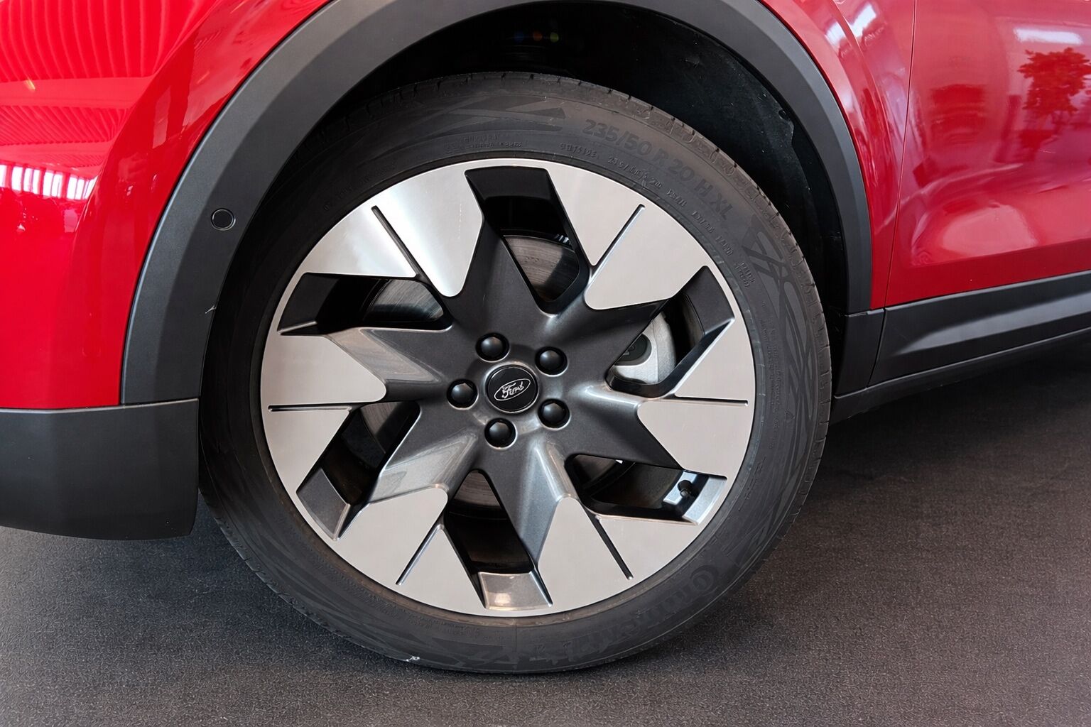 Billede af Ford Explorer EL UR Premium AWD 340HK 5d Aut.