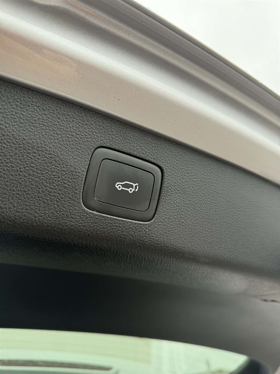 Billede af MG EHS 1,5 T GDI  Plugin-hybrid Luxury 258HK 5d 10g Aut.